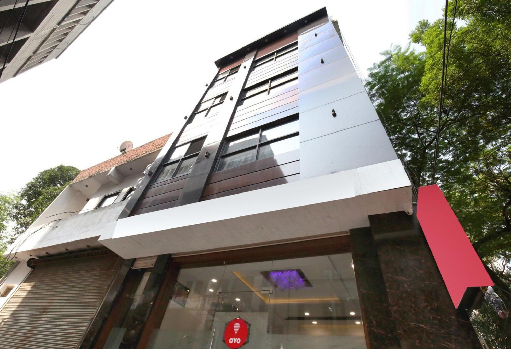 โอโย 9674 โฮเต็ล Obr Hotel ลูดิฮานา ภายนอก รูปภาพ